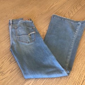 American Eagle Hippie Jean